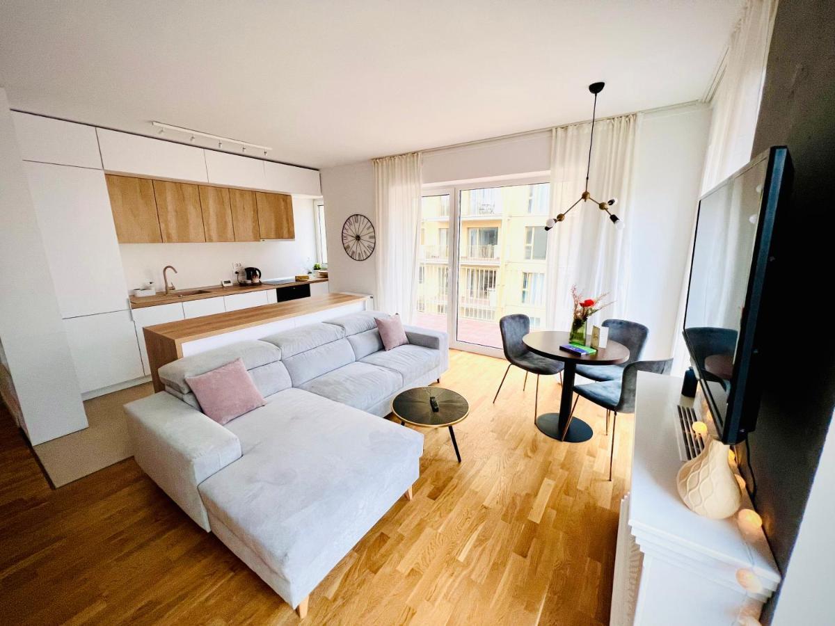 Exquisite - Two Bedroom Apartment Bukarest Exteriör bild